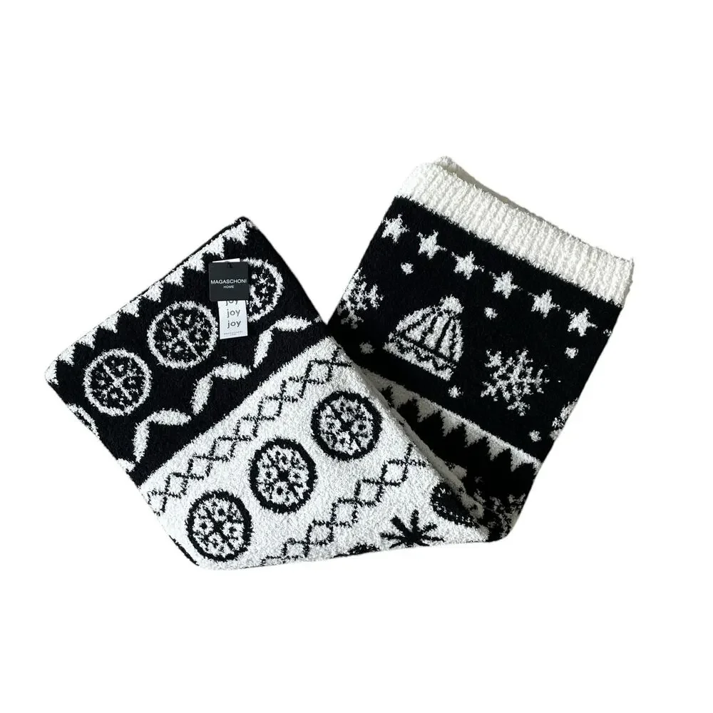 MAGASCHONI Oversized Holiday Throw Blanket 50×70 Black & White Christmas NEW